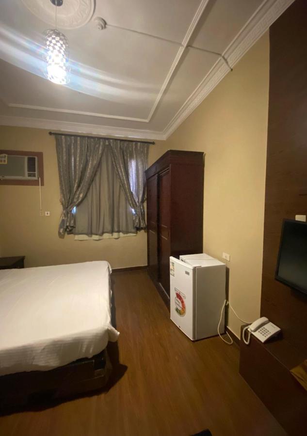 Inwan Residential Units Aparthotel Dammam Bagian luar foto
