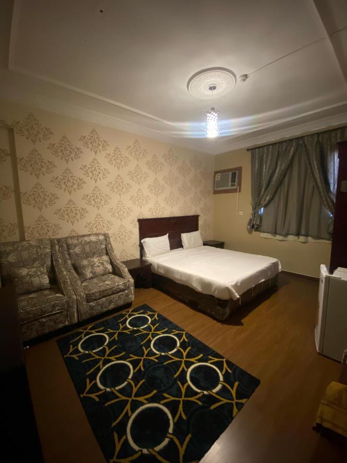 Inwan Residential Units Aparthotel Dammam Bagian luar foto